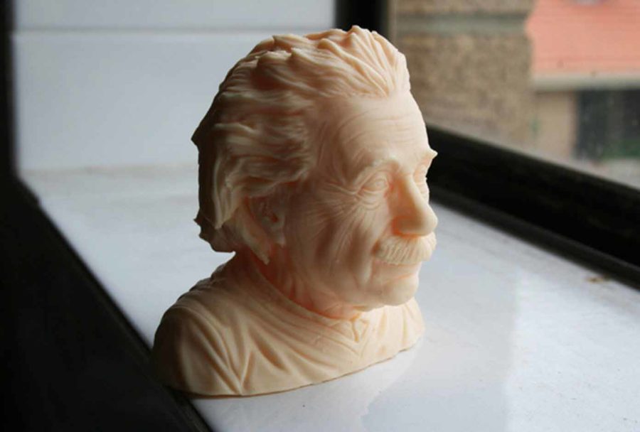 Albert Einstein buste (Image source: lsminiatures/thingiverse)