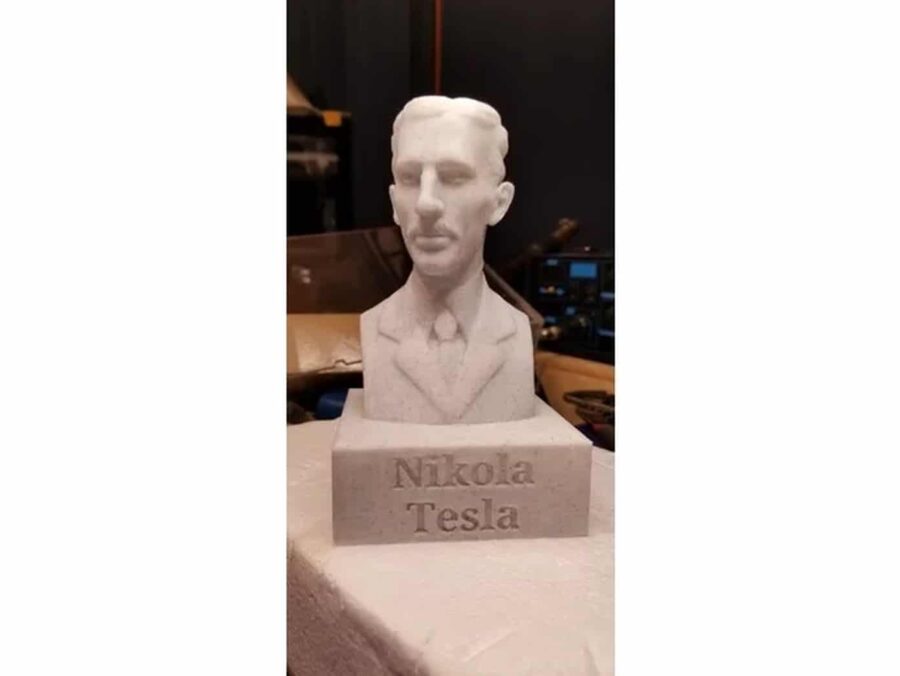 Nikola Tesla Busto