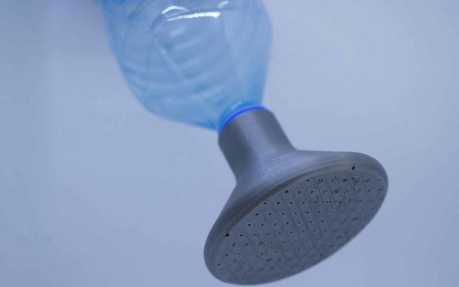 Een waterfles als gieter gebruiken - met deze upgrade (Image source: corentin paquet/myminifactory)