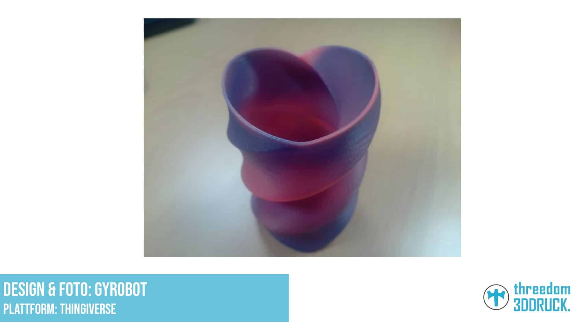 Gedrehte Herz-Vase von Gyrobot