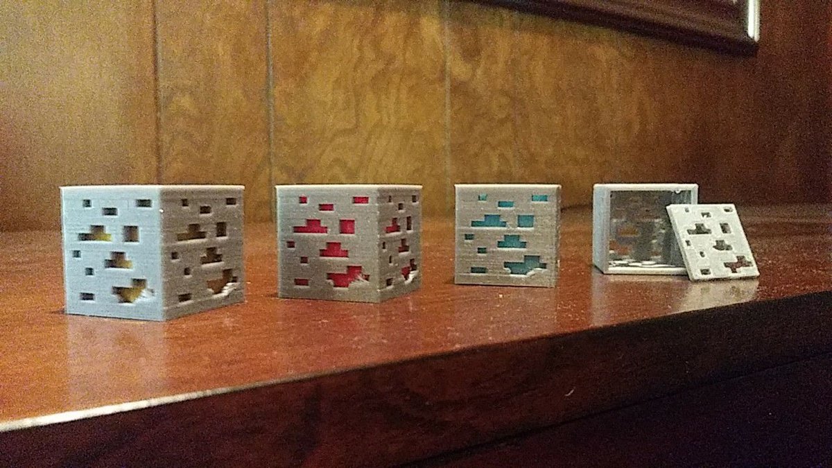 Minecraft-Erzblöcke aus dem 3D-Drucker